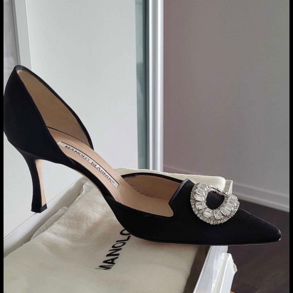 Authentic MANOLO BLAHNIK black heels - Picture 2 of 3